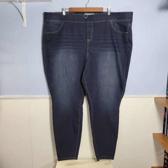 Torrid Lean Jean 4R Size 26 Dark Wash Denim Blue Faded Pull On Skinny Jeans - Picture 2 of 13